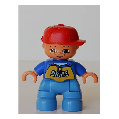 Duplo Figure Lego Ville, Child Boy, Medium Blue Legs, Blue Top with 'SKATE' Pattern, Red Cap, Freckles (4490150)
