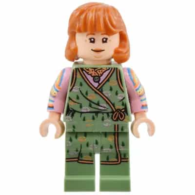 Molly Weasley - Sand Green Floral Robe
