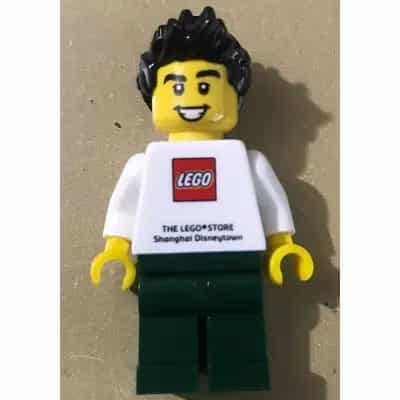 LEGO Brand Store Male, THE LEGO STORE Shanghai Disneytown 1st Anniversary