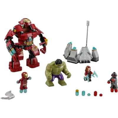 Hulk Buster atakuje