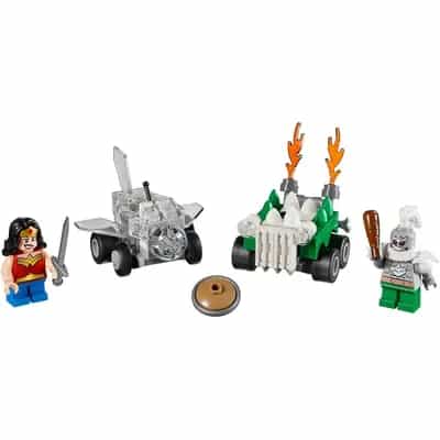 Wonder Woman™ kontra Doomsday™