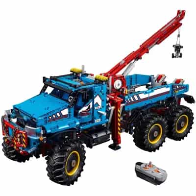 Terenowy holownik 6x6