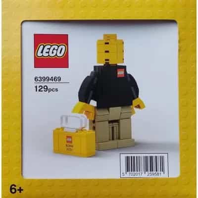 Bonn brand store associate figure