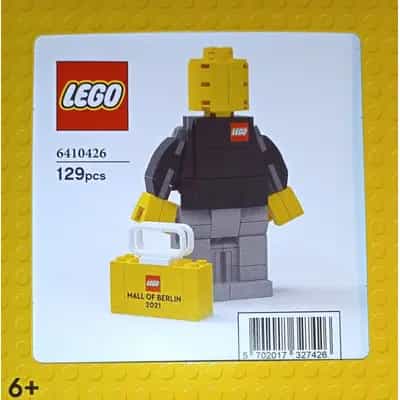 Mall of Berlin brand store associate figure