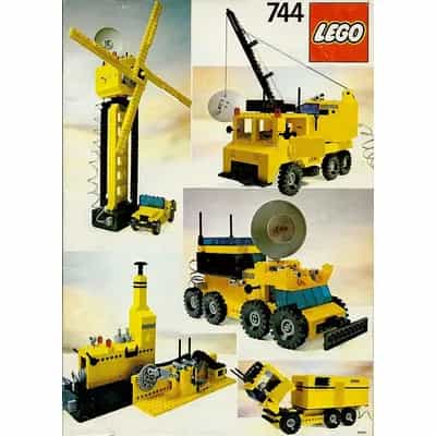 Universal Building Set with Motor, 7+