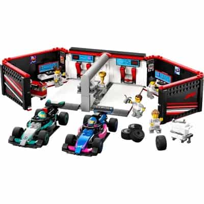 F1® Garaż i bolidy Mercedes-AMG i Alpine