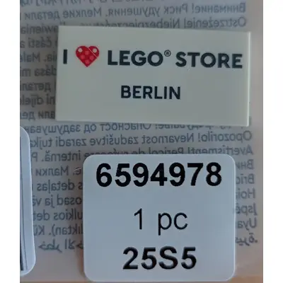 I Love LEGO Store Berlin Tile
