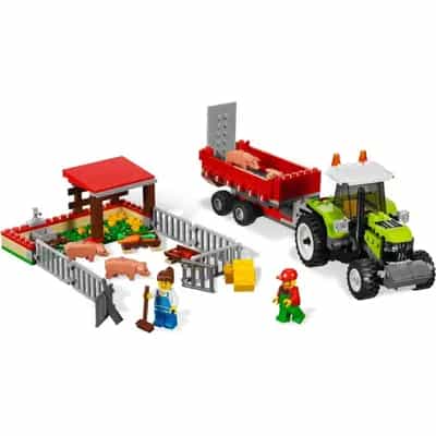 Hodowla świń i traktor