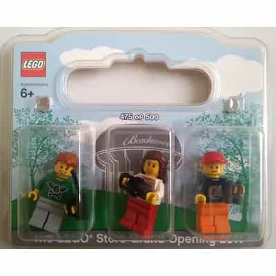 Beachwood Exclusive Minifigure Pack
